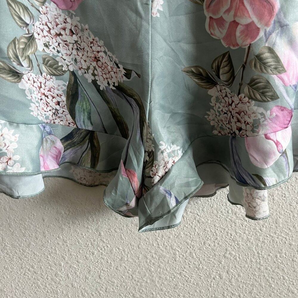Show Me Your Mumu Women's Bobbi Printed Shorts Size L - Picture 5 of 11